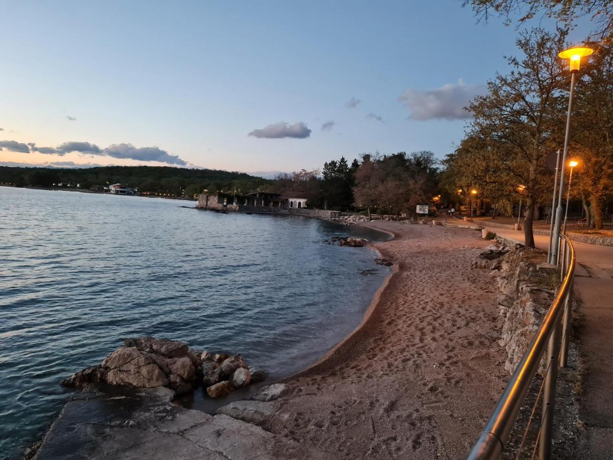 My Paradies - Njivice Studio**** エクステリア 写真