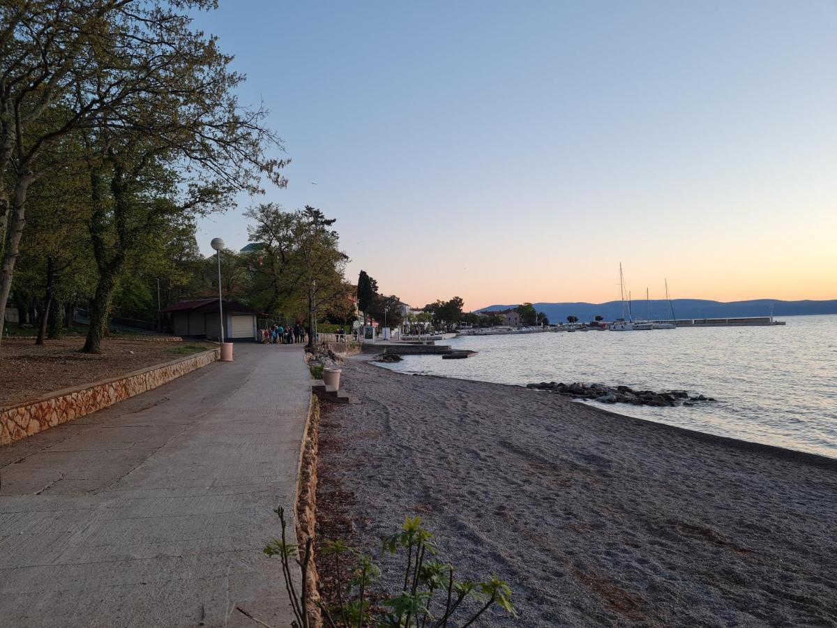 My Paradies - Njivice Studio**** エクステリア 写真